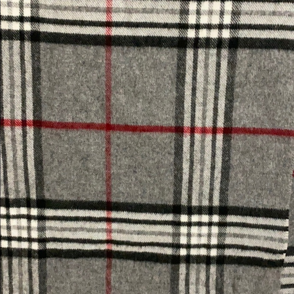 Scarf - Picture 3 of 4